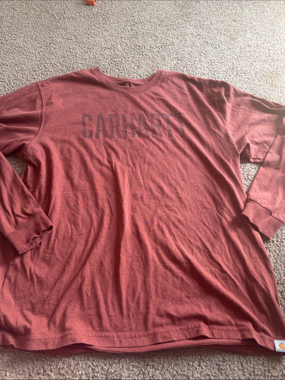 B73 Carhartt Men’s’ XL LS Logo Tee in Rust Red